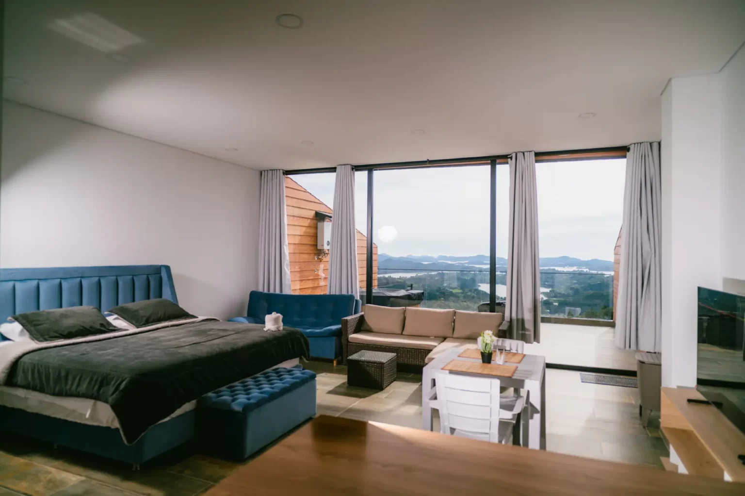 Aparta Lodge 203 T2 - Alojamiento El Peñol 1