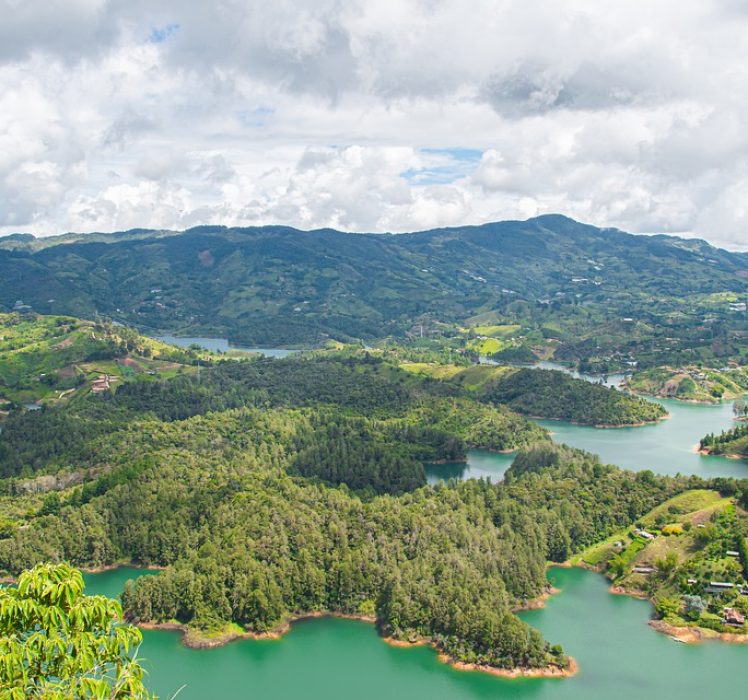 Tras lluvias, nuestro embalse El Peñol – Guatapé comienza a recuperarse